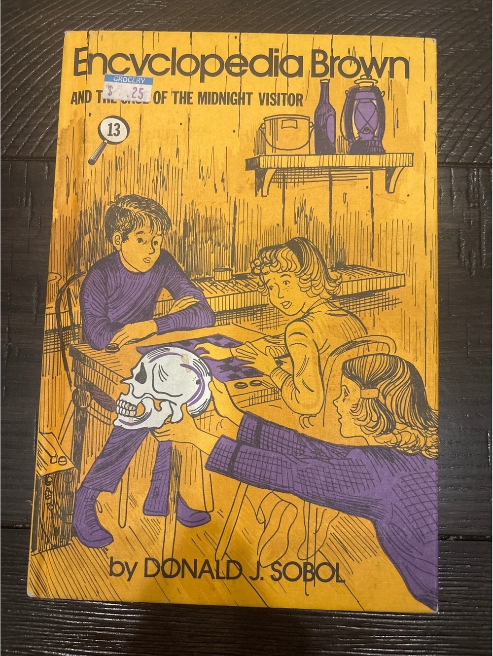 Encyclopedia Brown and the Case of the Midnight Visitor by Donald J. Sobol - 197